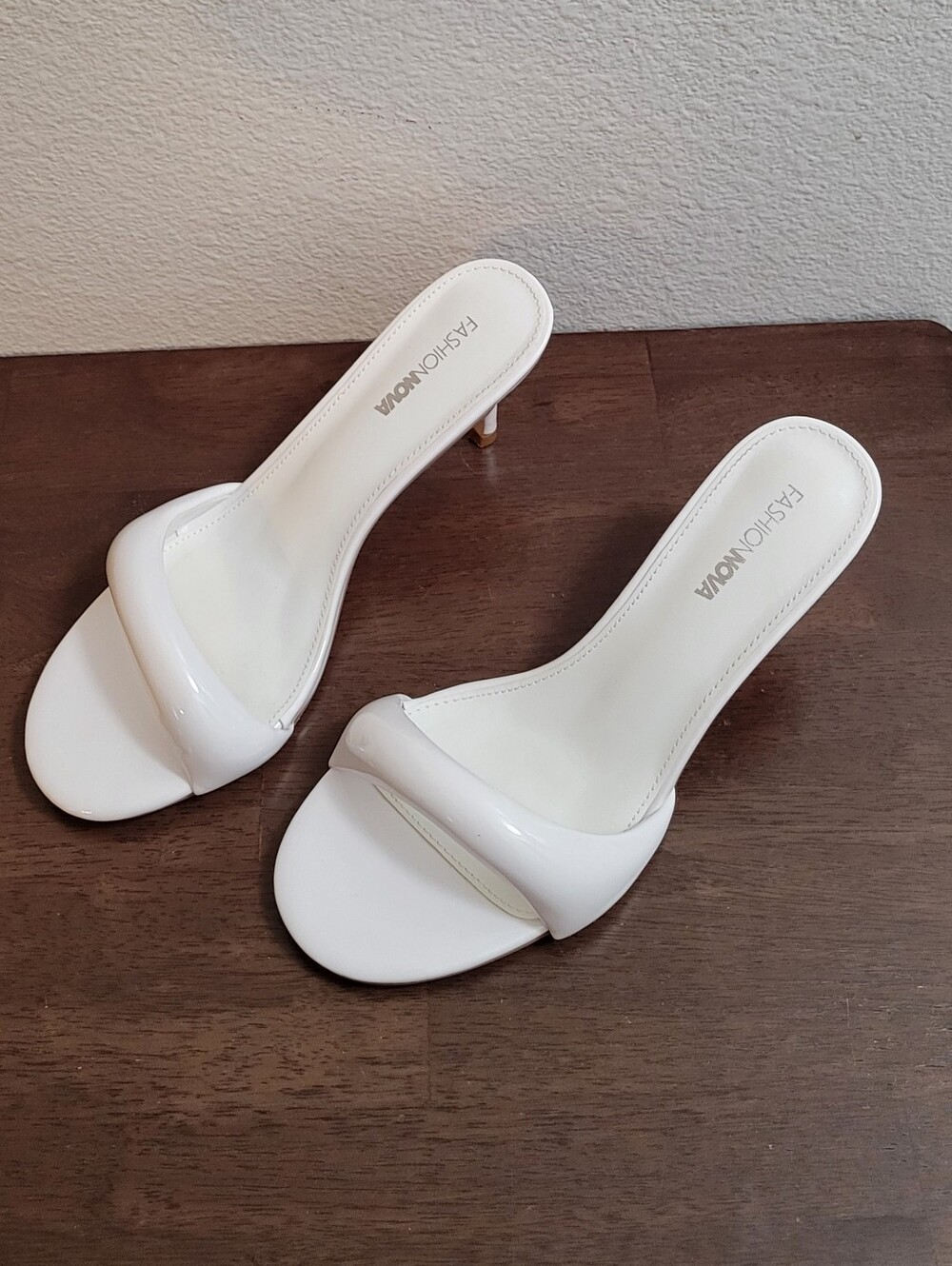 Fashion Nova White Patent Slide Sandal Size 7.5 M
